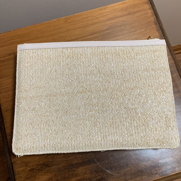 Katie Loxton London Straw Clutch - Picture 4 of 9